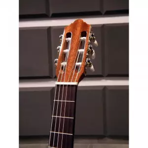 خرید گیتار آدمیرا rosario